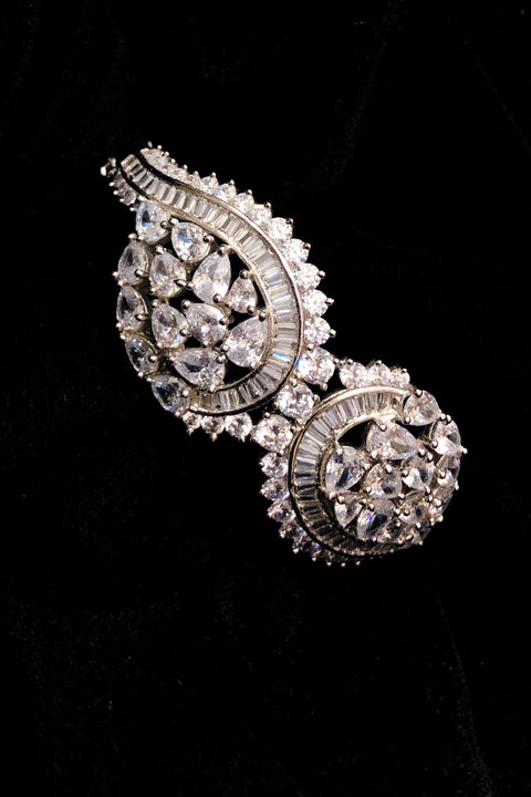 American Diamond Bracelet for Women Fashionable & Trendy Openable Bracelet (D149)