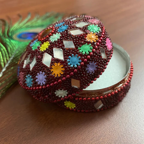 Decorative Kumkum Boxes With Mirror & Stonework Handcraft Gifting Sindoor Moti Dibbi/Kumkum Box Gift Fancy Decorative with Small, Medium & Large Sizes
