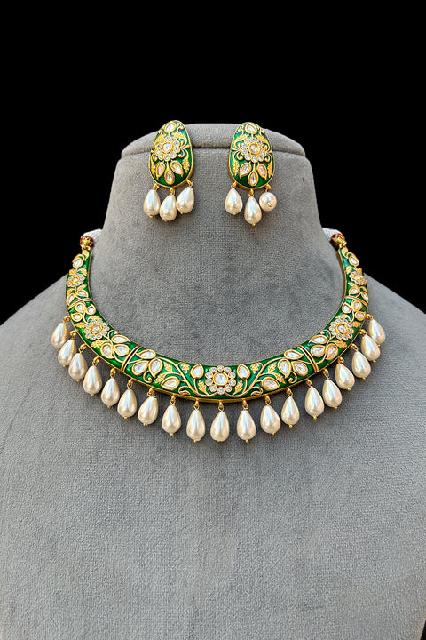 Designer Gold Plated Royal Kundan Necklace With Earrings (D908)