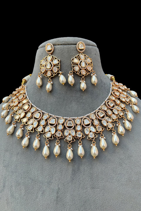 Designer Gold Plated Royal Kundan Necklace With Earrings (D907)