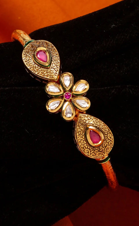 Gold Plated Kundan Openable Bracelet (Design 2)