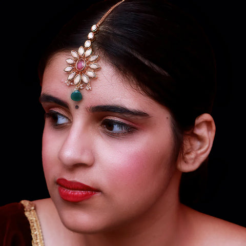 Designer Gold Plated Royal Kundan Maangtikka (D72)