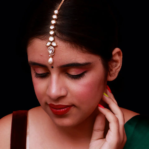 Designer Gold Plated Royal Kundan Maangtikka (D62)