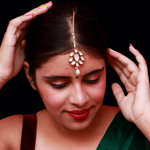 Designer Gold Plated Royal Kundan Maangtikka (D46)