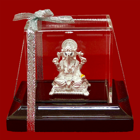 999 Pure Silver Ganesha Idol with a Ladoo Round