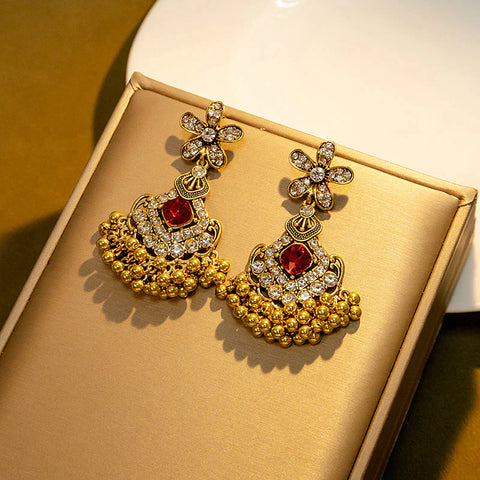 Golden Crystal Floral Earrings (E835)