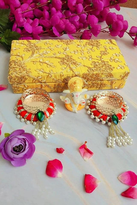 Gift box with Two Designer Candles and Ganesha Idol