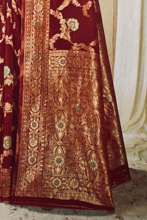 Designer Red Color Soft Banarasi Silk Saree With Golden Zari (D751)