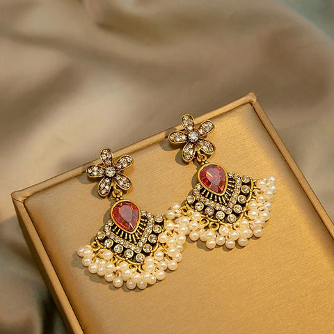 Golden Crystal Floral Earrings (E835)