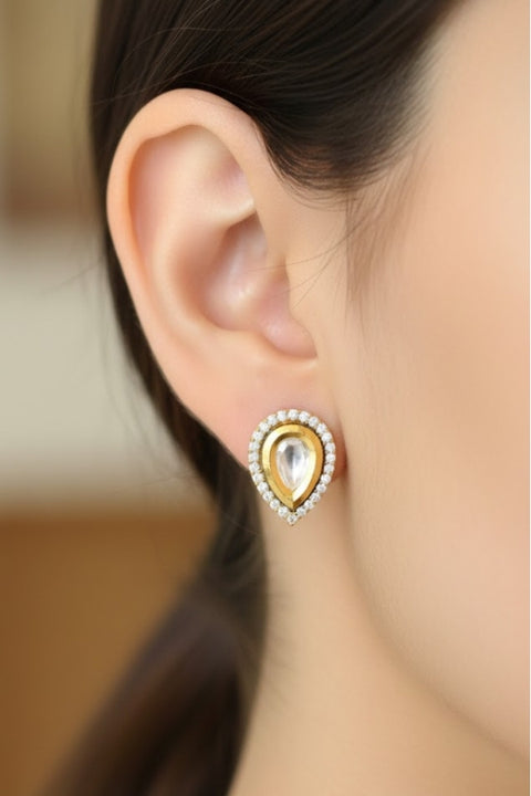 White Designer Kundan Gold Plated Studs (Design 51)