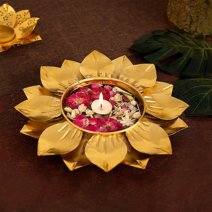 Round Leaf Border Designer Urli Set Decorative Beautiful Handcrafted Bowl Set Of 1 (Design 165)