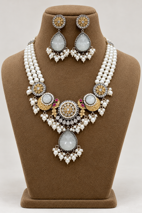 Necklace With Earrings 