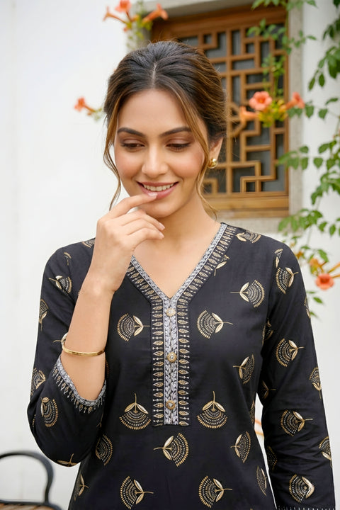 Short Kurti
