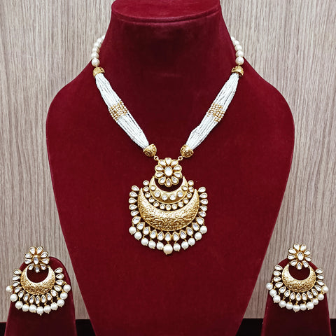 Designer Gold Plated Royal Kundan Pendant Set (D292)