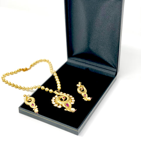 Premium Designer Kundan Pendant Set - PAAIE