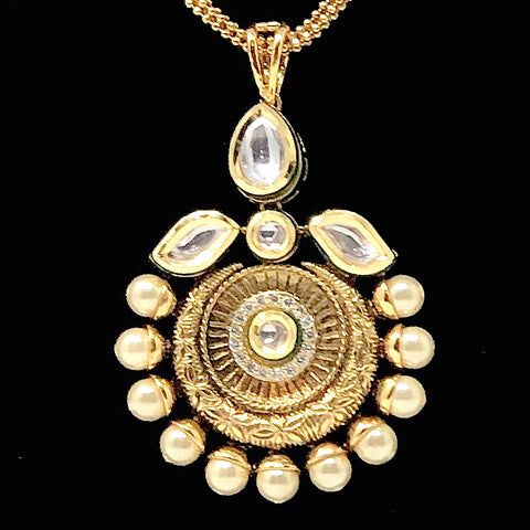 Gold Plated Kundan Pendant set - PAAIE