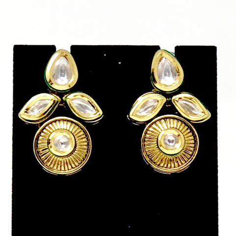 Gold Plated Kundan Pendant set - PAAIE