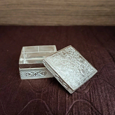 925 Pure Silver Designer Kumkum Box (Design 49)