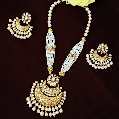 Designer Gold Plated Royal Kundan Pendant Set (D292)