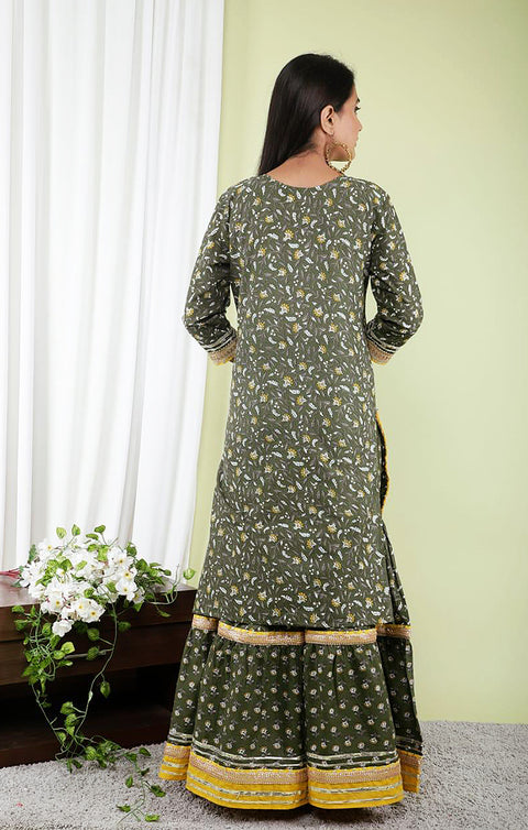 Striking Dark Green Color Designer Suit with Dupatta In Modern Style (K412)