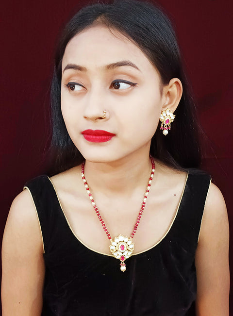 Designer Gold Plated Royal Kundan Pendant with Red & White Beaded Chain Set (D248)
