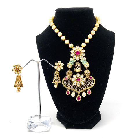 Traditional Honeycomb Gold Plated Kundan Set - PAAIE