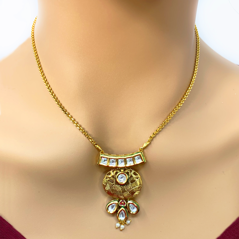 Designer Gold Plated Kundan Pendant Set - PAAIE
