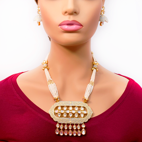 Designer Gold Plated Gray Kundan Set - PAAIE