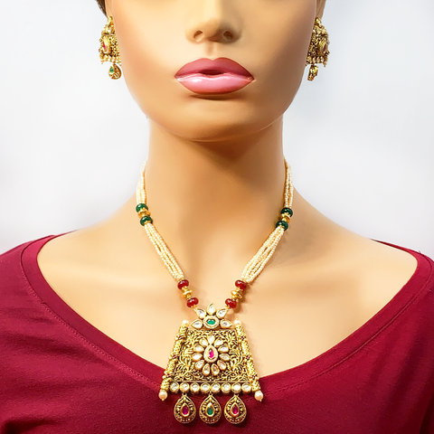 Designer Gold Plated Kundan Pendant Set - PAAIE