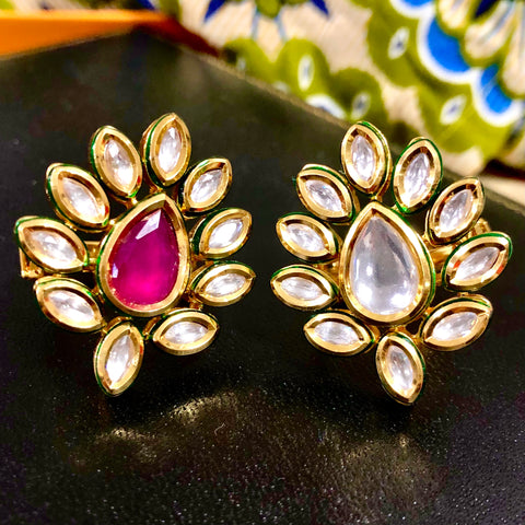 Fashionable Gold Plated Ring in a Feather Design (Design O6)