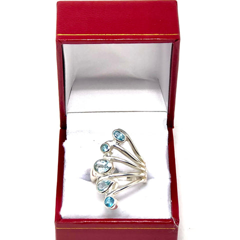 Stunning Blue Topaz Ring in Sterling Silver - PAAIE