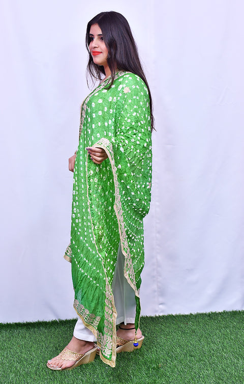 Fashionable Women's Green Bandhej Dupatta/Chunni For Casual, Party (D27)