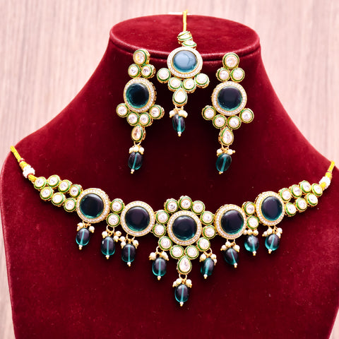 Designer Gold Plated Royal Kundan With Green Color Necklace & Earrings (D616)