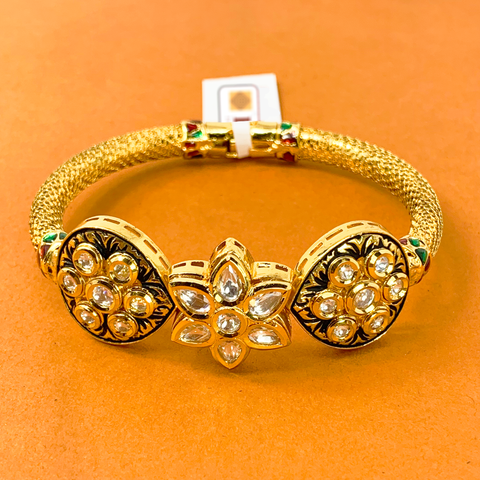 Gold Plated Kundan Openable Bracelet (Design 30) - PAAIE