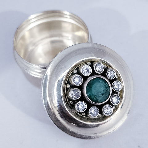 925 Silver Kumkum Box with Green Stone (Design 21) - PAAIE