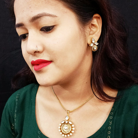 Gold Plated Kundan Pearl Pendant set