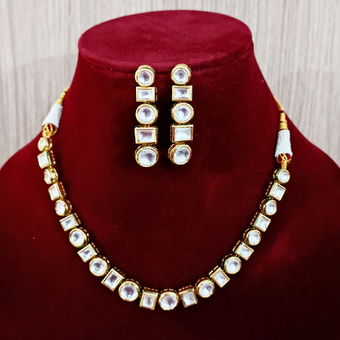 Designer Single Layer White Kundan Necklace with Earrings (D175)