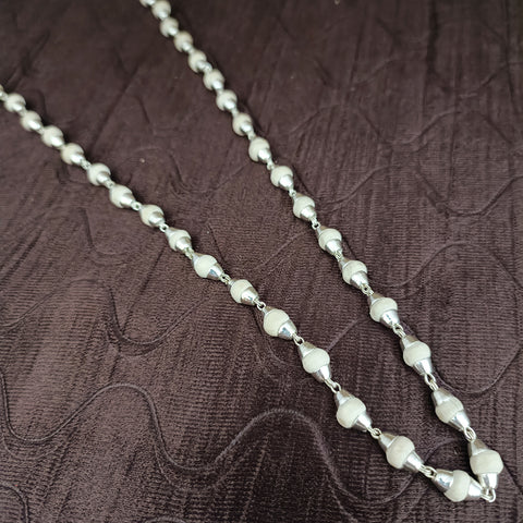 White Tulsi Mala With Pure Silver Caps (D1)