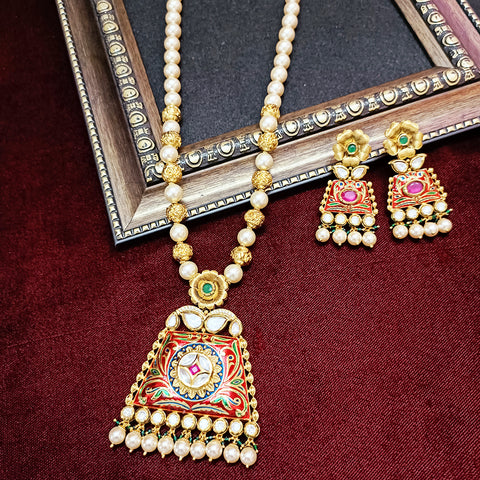 Designer Gold Plated Royal Kundan Red Pendant Set (D333)