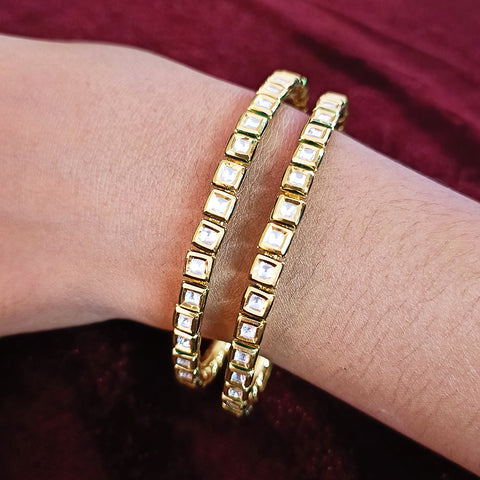 Designer Gold Plated Royal Kundan Bracelet (Design 99)