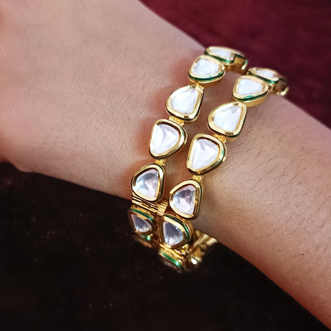 Designer Gold Plated Royal Kundan Bracelet (Design 98)