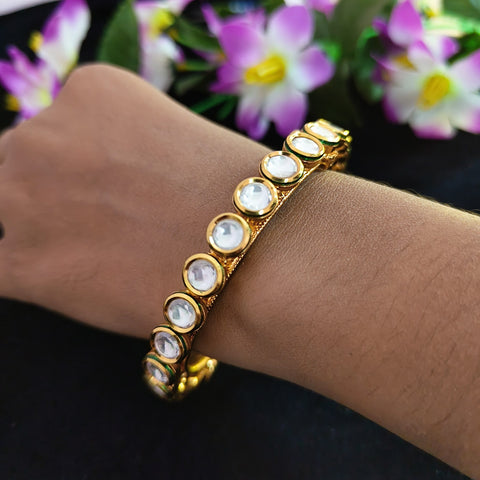 Designer Gold Plated Royal Kundan Openable Bracelet (Design 114)