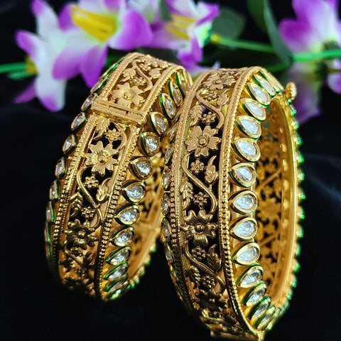 Designer Gold Plated Royal Kundan Openable Bracelet (Design 113)