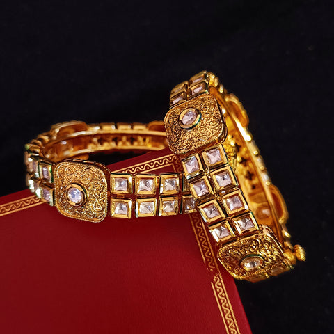 Designer Gold Plated Royal Kundan Openable Bracelet (Design 122)