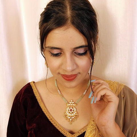 Designer Gold Plated Royal Kundan & Beaded Pendant Set (D423)
