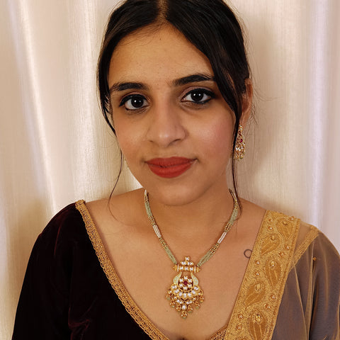 Designer Gold Plated Royal Kundan & Beaded Pendant Set (D423)