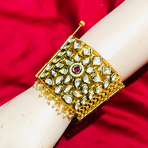 Gold Plated Kundan Openable Bracelet (Design 58) - PAAIE