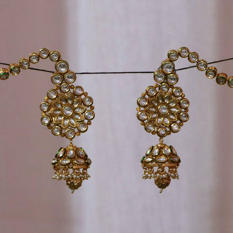 Gold Plated Beautifully Royal Kundan Beaded Earrings (E526)