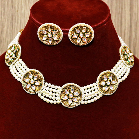 Designer Gold Plated Royal Kundan & Choker Style Necklace with Earrings (D606)