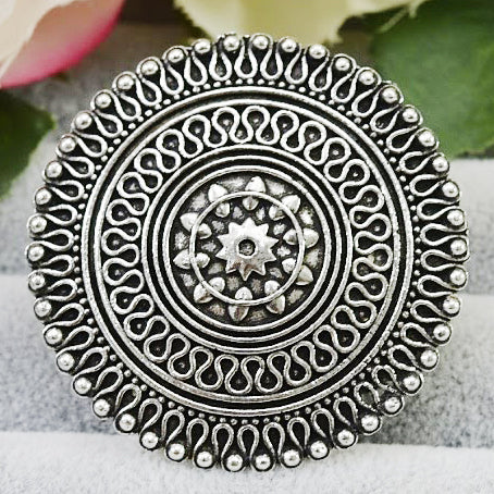 Round Adjustable Oxidized Ring with Linear Designs - PAAIE